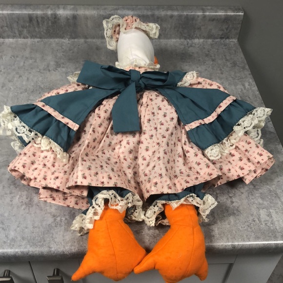 ✨hostpick x2✨Amazing mother goose handmade child’s storybook stuffy - Picture 2 of 6